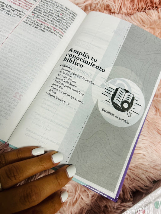 Biblia tapa dura en versión RV1960 letra grande palabras de Jesús en rojo tamaño manual