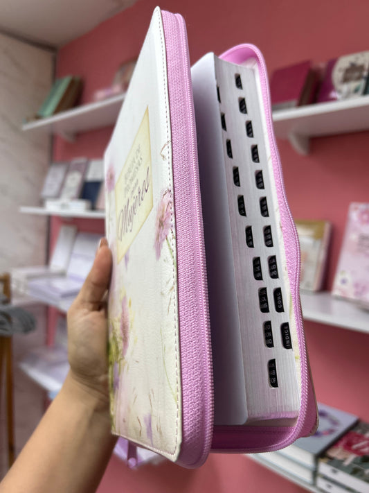 Biblia de promesas para la mujer letra gigante 13 puntos con cierre e índice palabras de Jesús en rojo