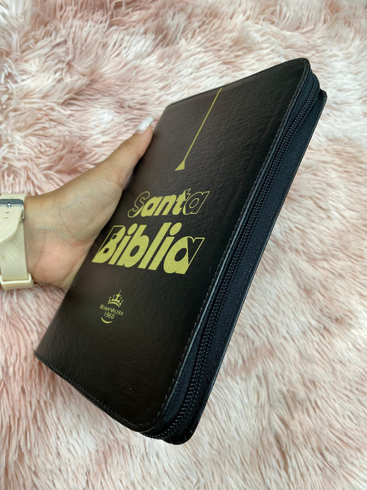 Biblia económica con cierre papel oscuro versión RV1960 letra mediana