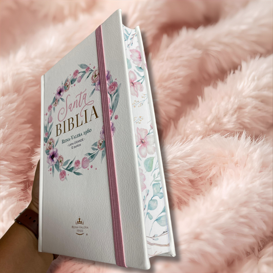 Biblia en tapa dura letra grande 12 puntos de canto floreado versión RV60 con concordancia