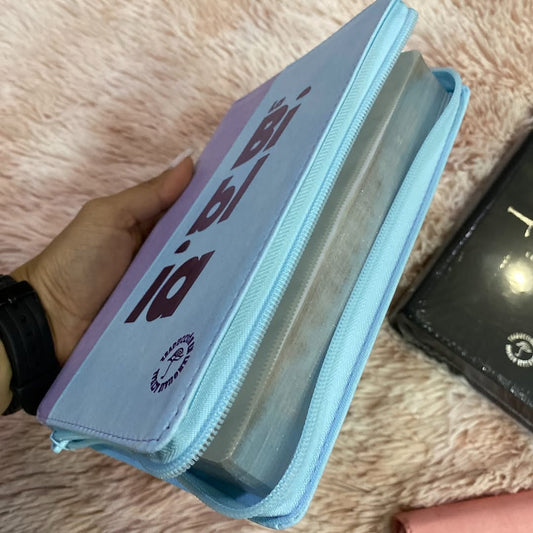 Biblia letra grande versión TLA canto plateado con cierre