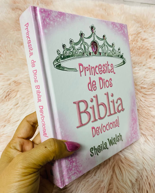 Biblia con devocional ilistrada para niñas princesita de Dios