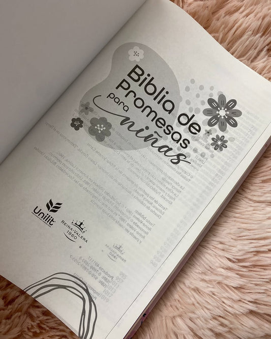Biblia de promesas para niñas versión RV1960 ilustrada en tapa dura y promesas marcadas