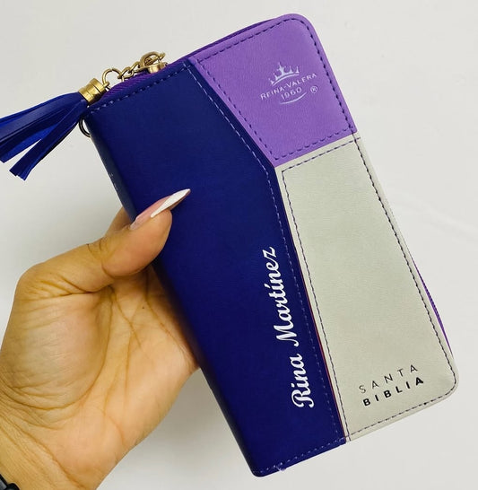 Biblia tipo chequera letra mediana 8,5 puntos con cierre e índice versión RV60 con concordancia