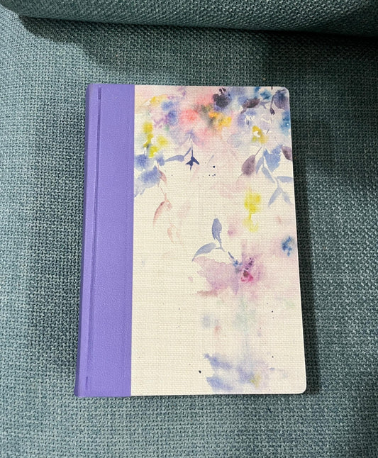 Biblia de estudio para mujeres versión NVI tapa semi dura letra mediana 9 puntos