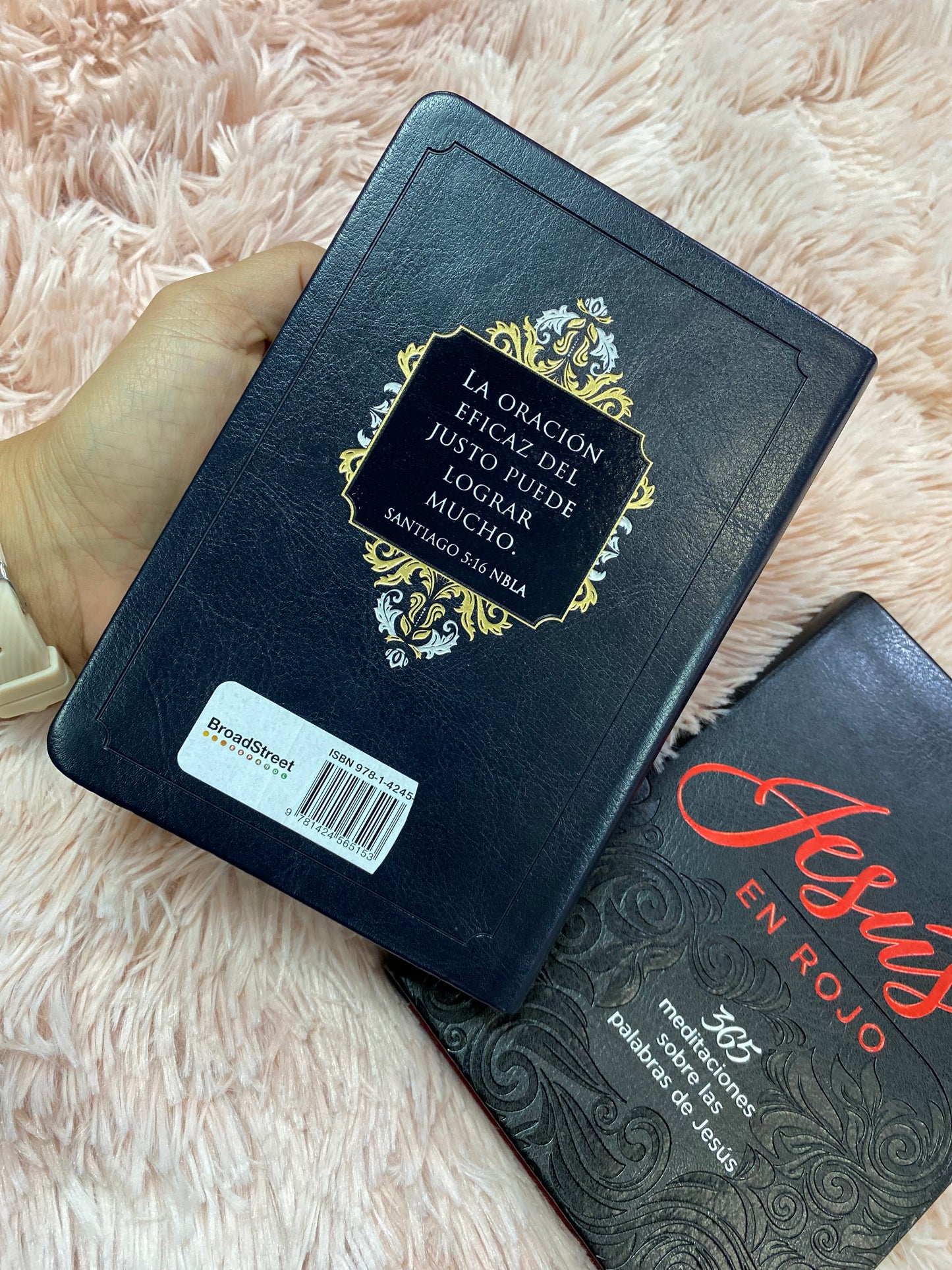 Libro devocional: 365 días de oración para hombres