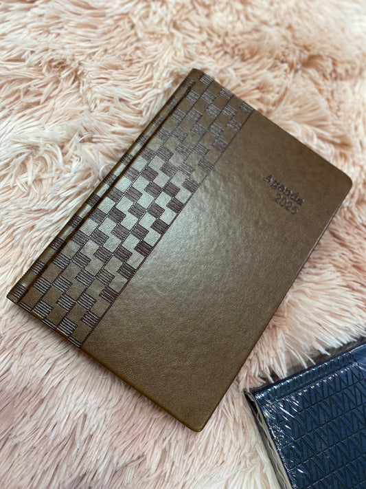 Agendas 2026 en tapa dura