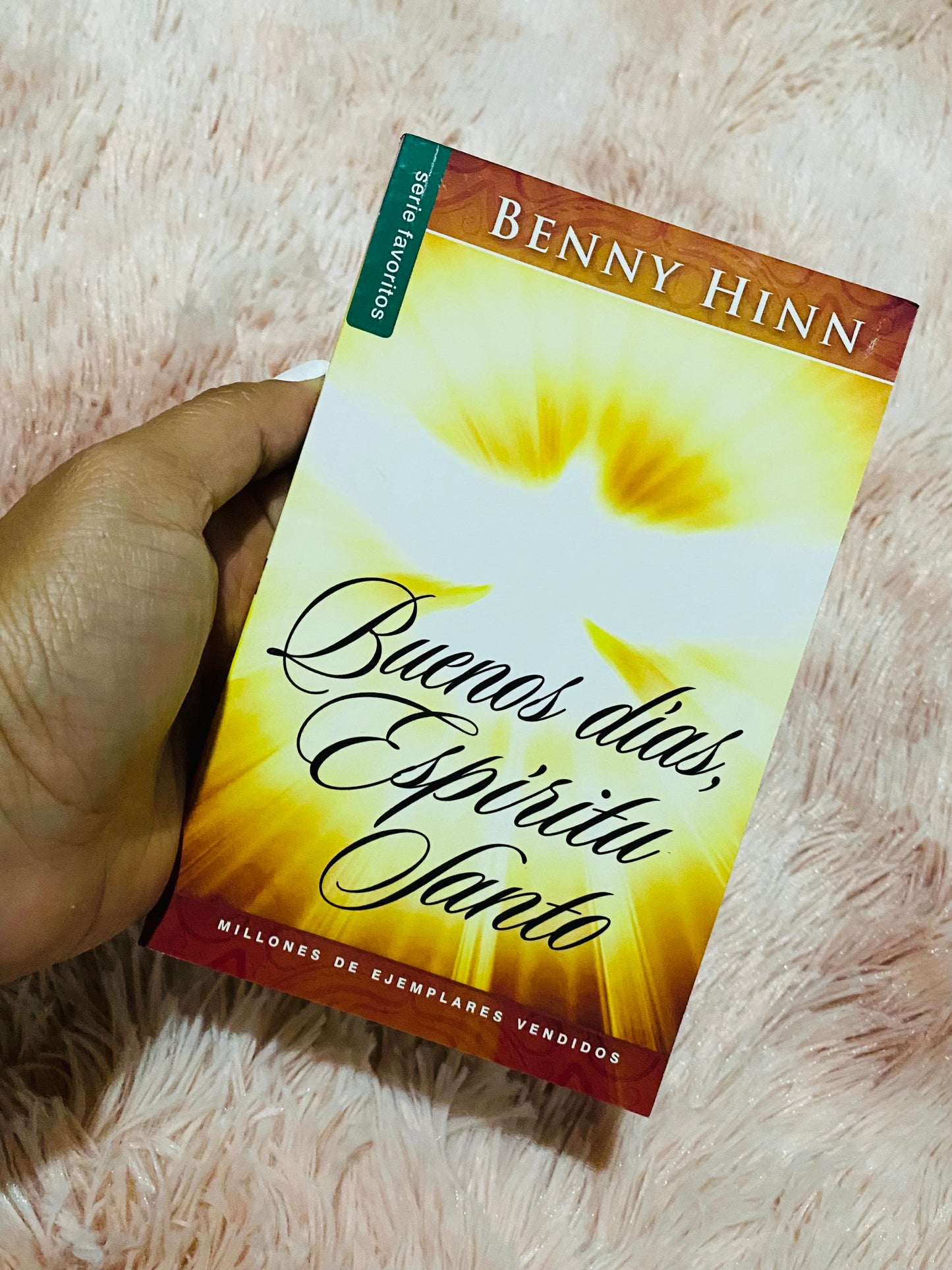 Libro de bolsillo: Buenos días Espíritu Santo de Benny Hinn