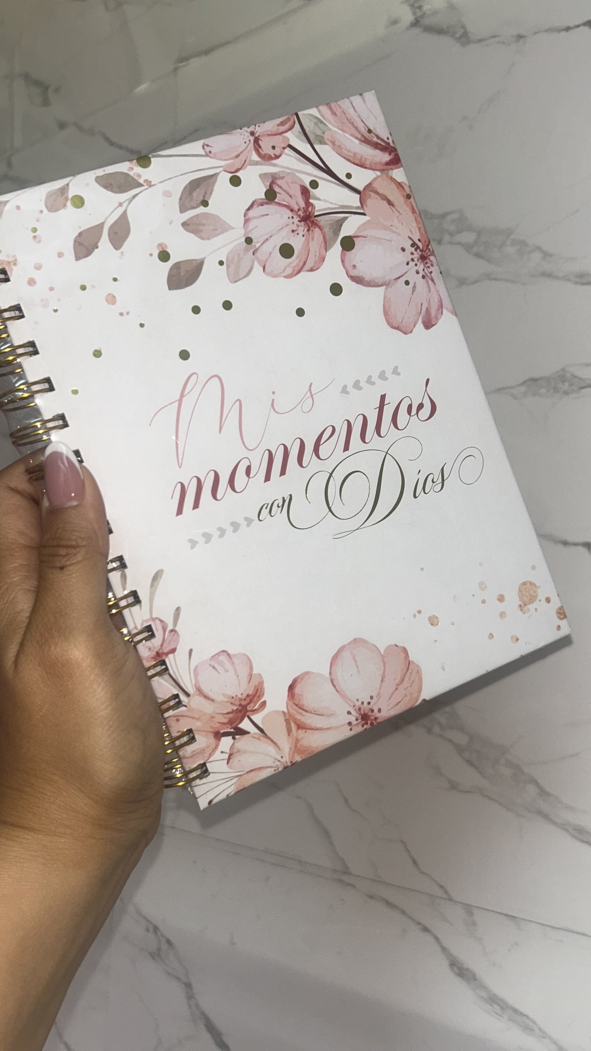 Diario devocional; mis momentos con Dios con espiral tapa dura