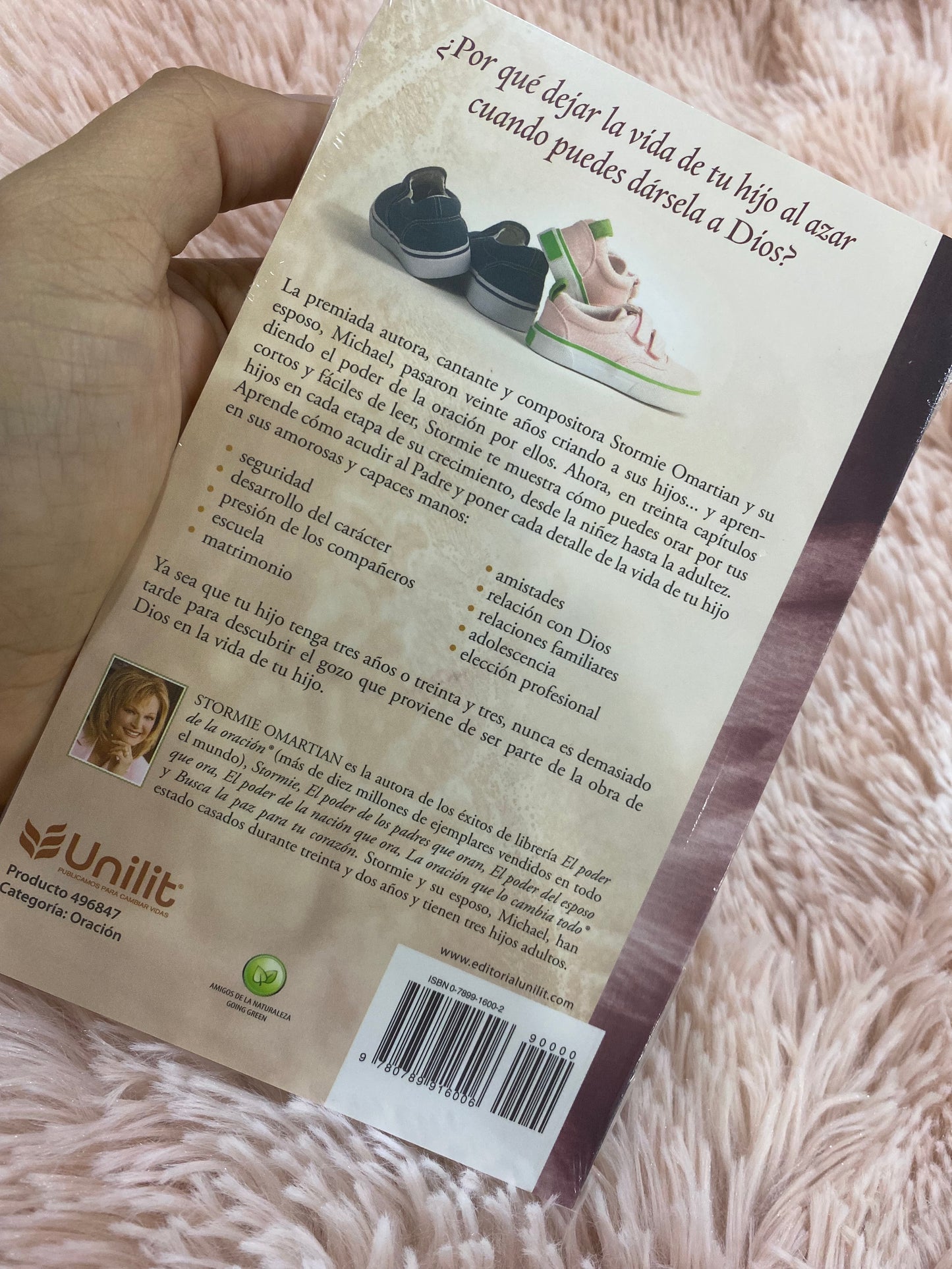 Libro de bolsillo el poder de los padres que oran de Stormie Omartian