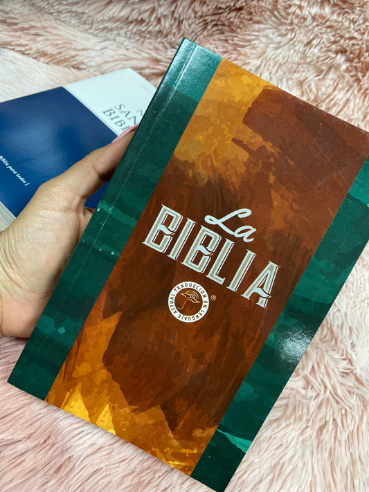 Biblias económicas tapa rústica papel imprenta versión TLA