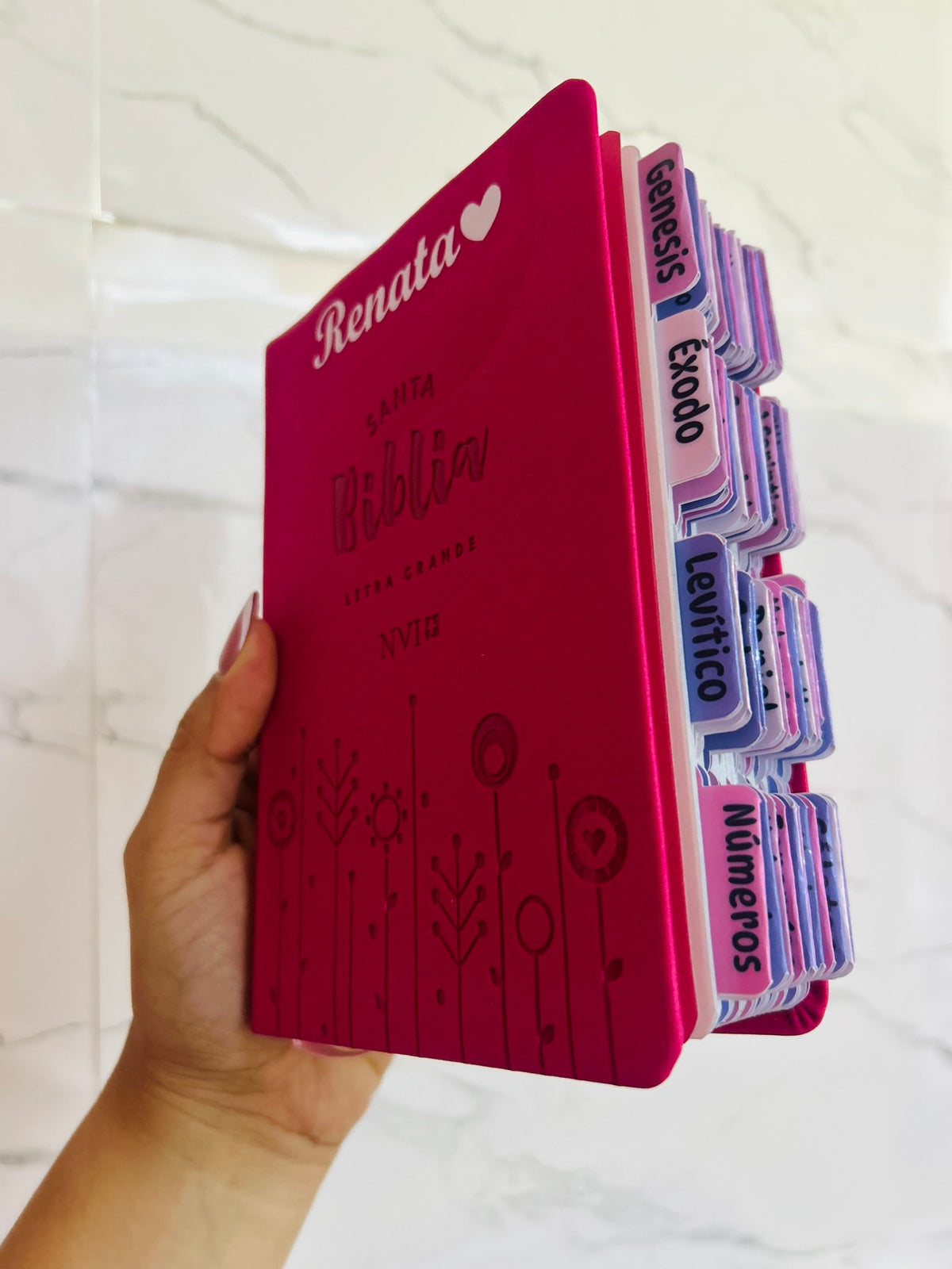 Biblia versión NVI letra grande + personalizado