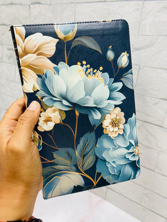 Biblia ultra delgada en versión NTV letra mediada con cierre palabras de Jesús en rojo