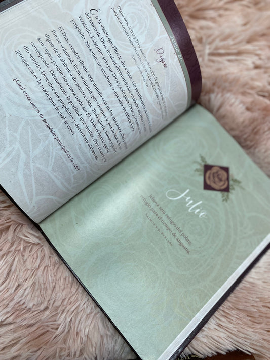 Libro devocional: fuerzas para cada día para la mujer