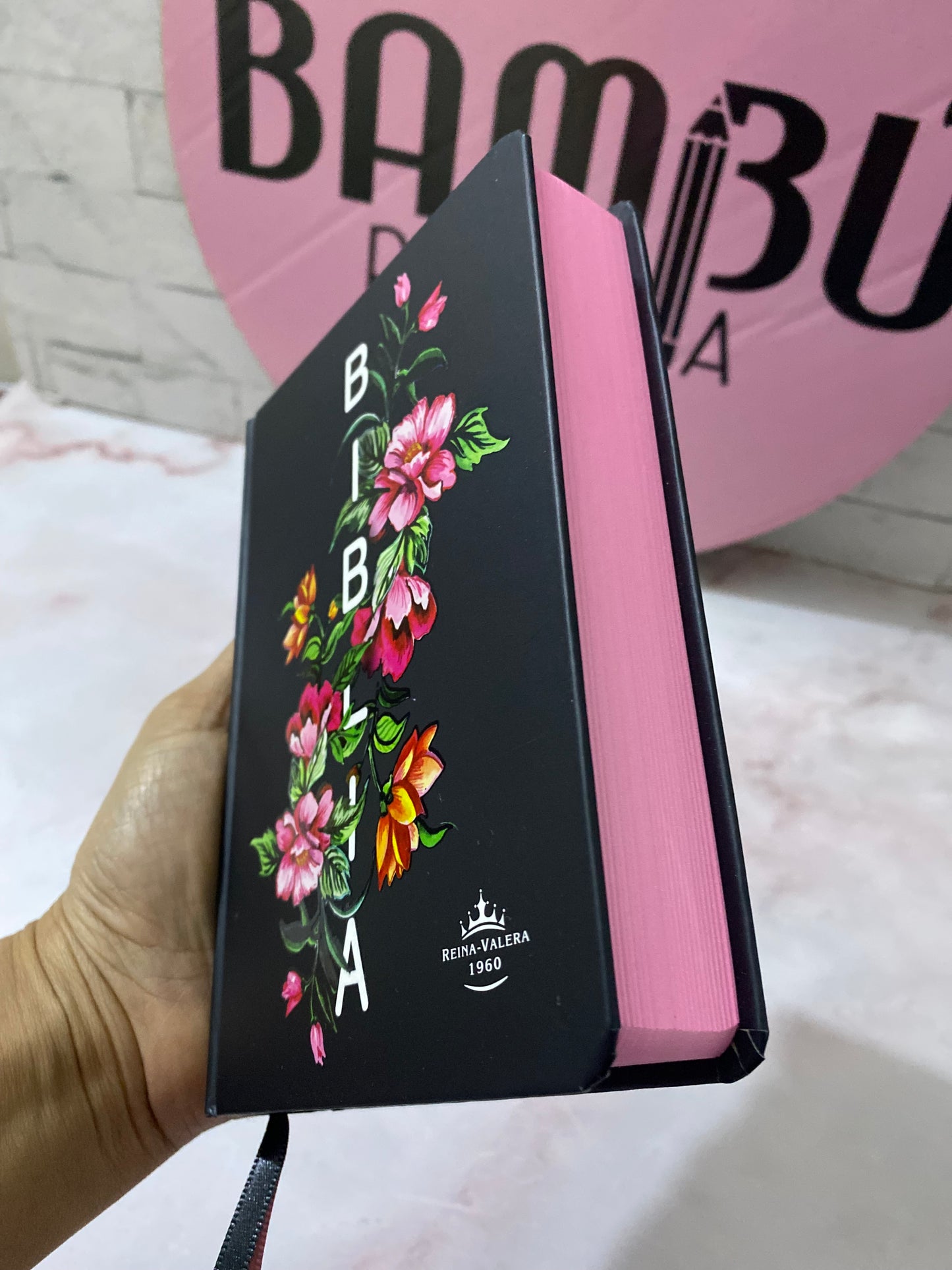 Biblia de promesas tapa dura versión RV1960 letra 8 puntos con concordancia y referencias