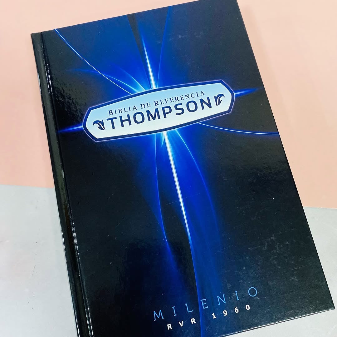 Biblia de estudio Thompson milenio de referencias versión RV1960 en tapa dura