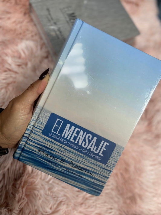 Biblia versión el mensaje de tapa dura y letra grande