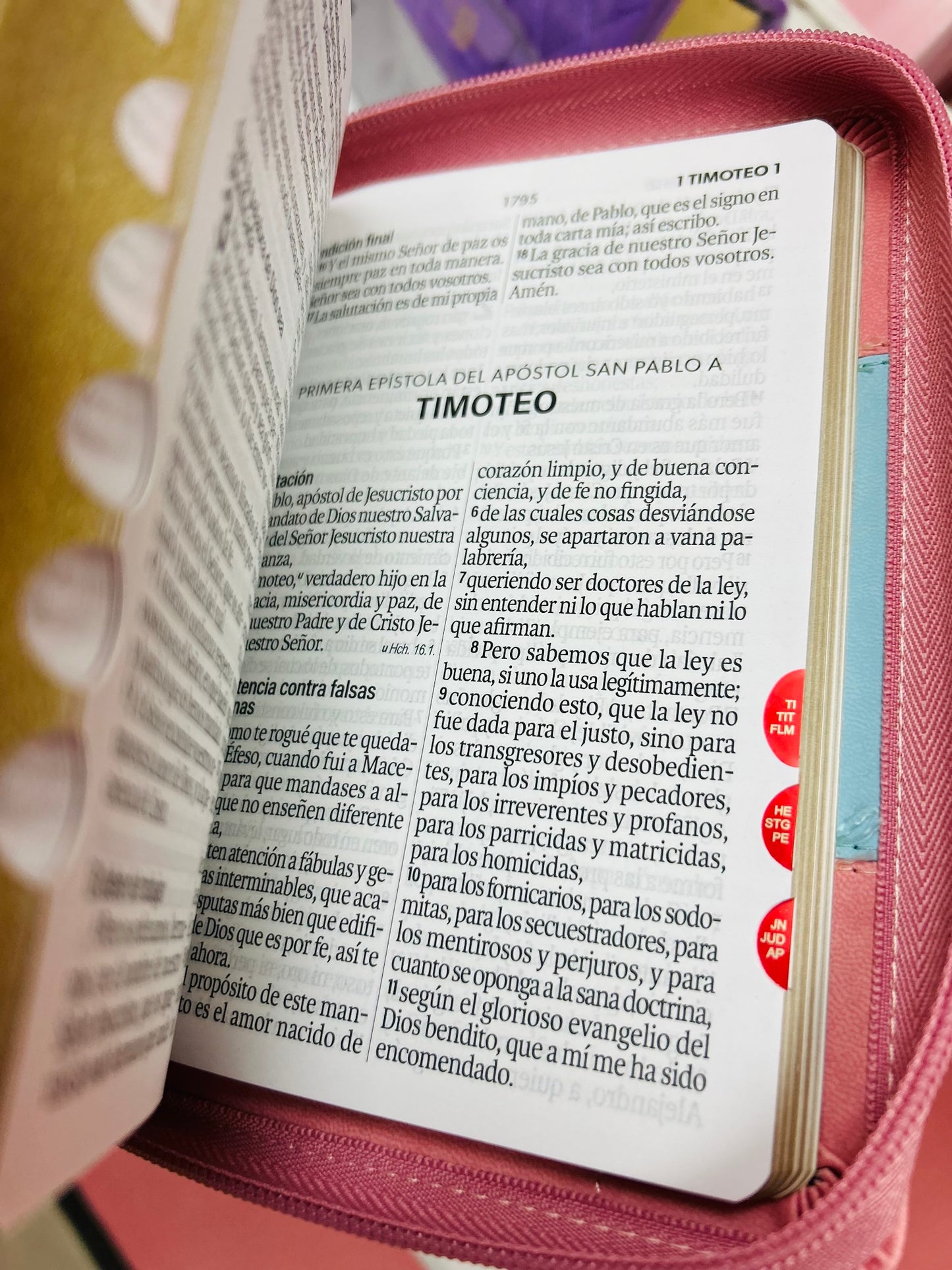 Biblia letra grande 12 puntos con cierre e índice versión RV60 con concordancia