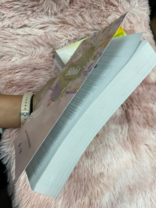 Biblia económica letra grande versión NVI papel delgado oscuro tapa rústica