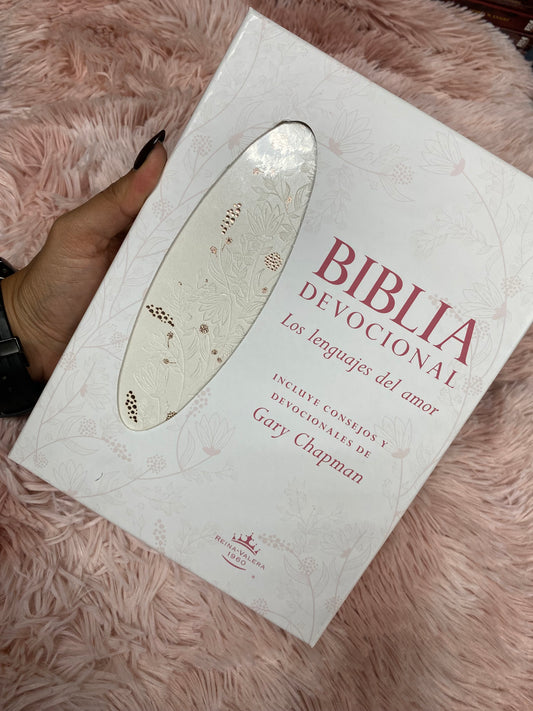 Biblia devocional los lenguajes del amor de Gary Chapman versión RV1960
