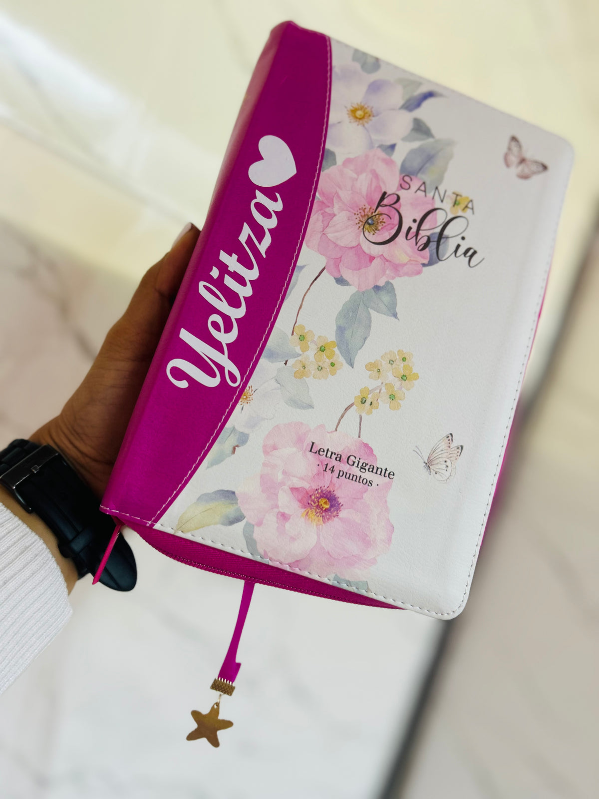 Biblia RV1960 letra gigante 14 puntos con cierre + personalizado