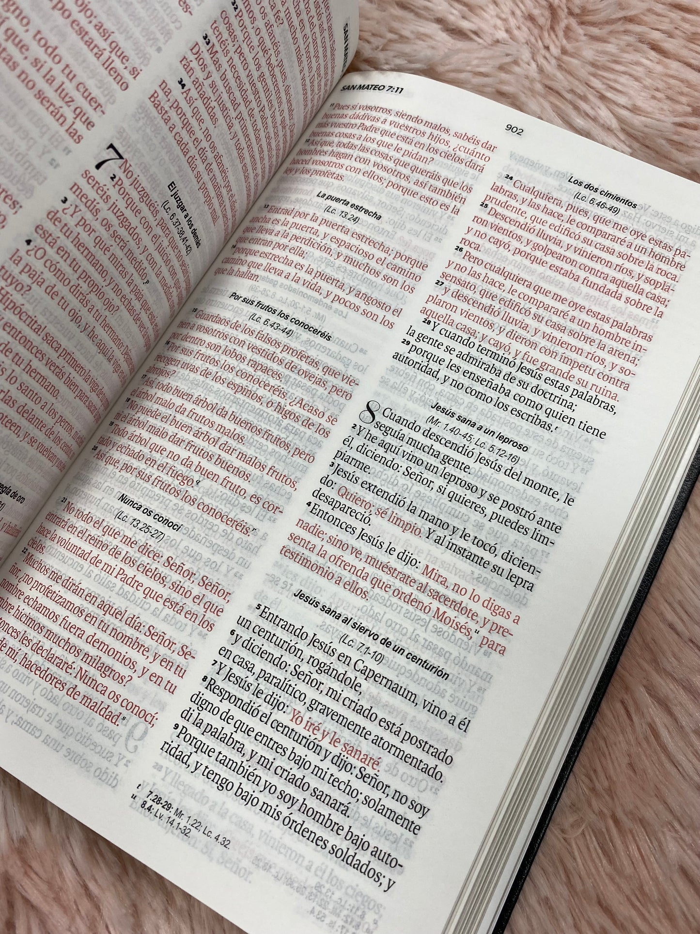 Biblia versión RV1960 en imitación piel de alta calidad letra grande 11,5 puntos canto pintado con concordancia y palabras de Jesús en rojo