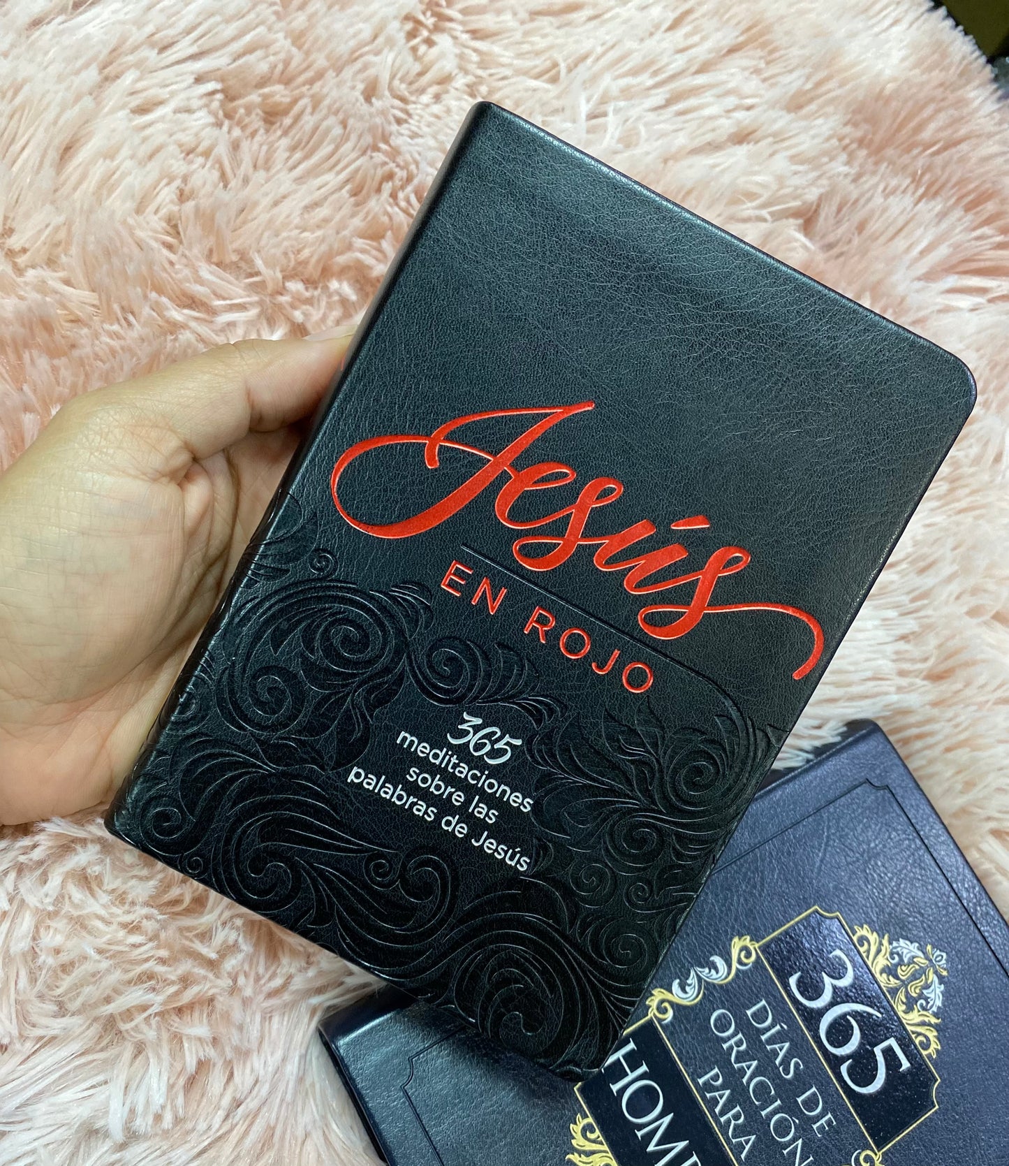 Libro devocional: Jesús en rojo meditaciones sobre la palabra de Jesús