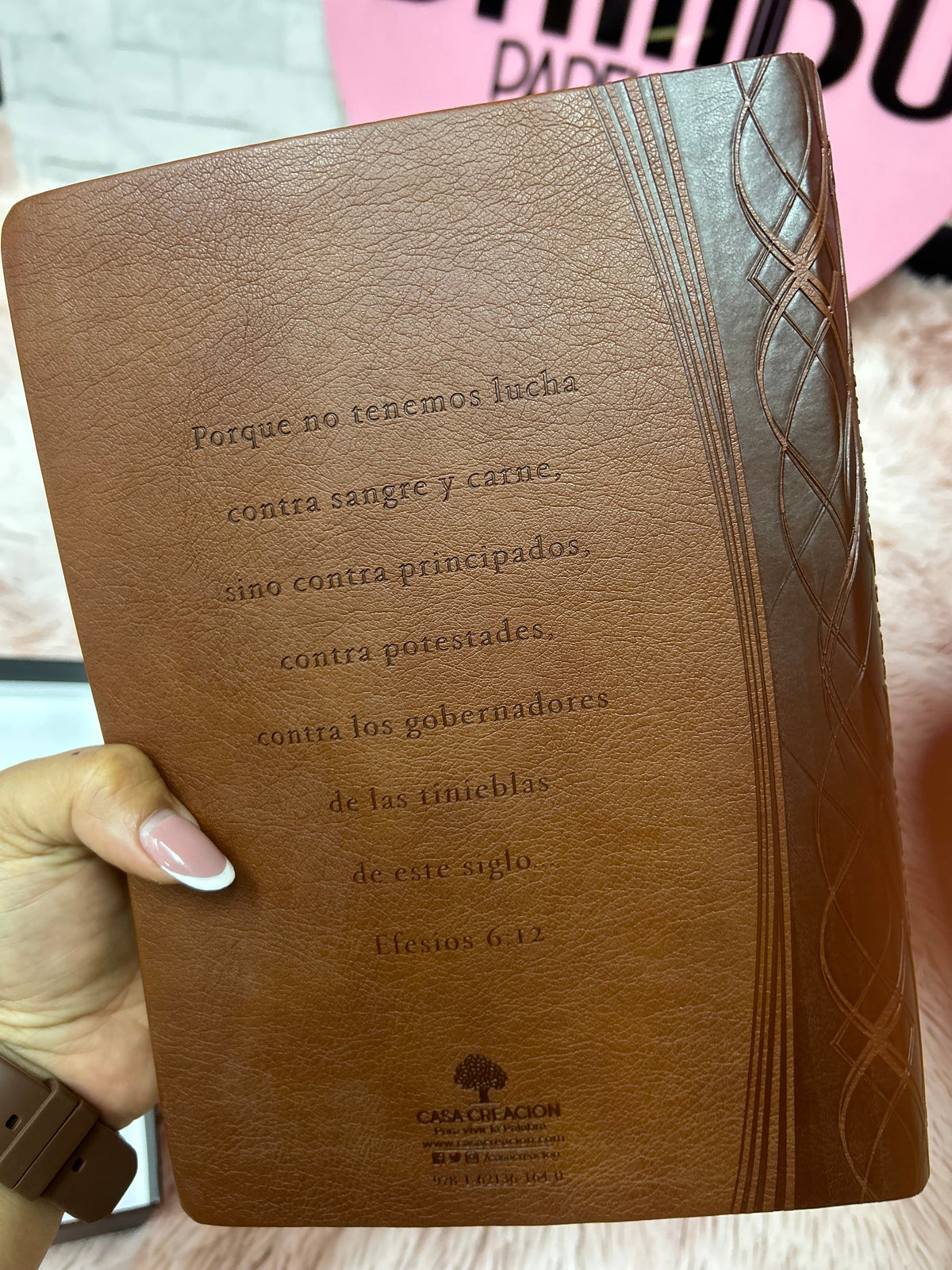 Biblia de estudio para la guerra espiritual en imitación piel de lujo canto dorado versión RV1960