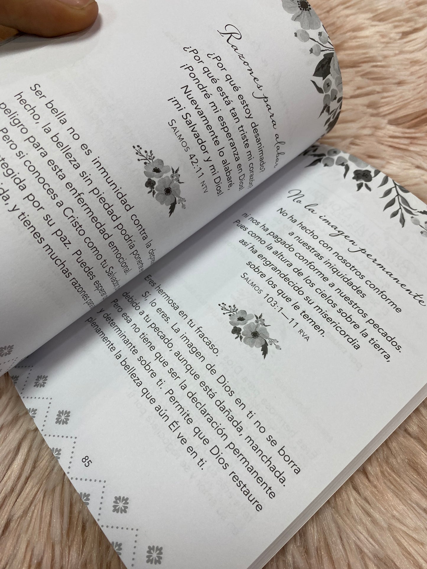 Libro de oración: hoy Dios quiere que sepa que eres hermosa