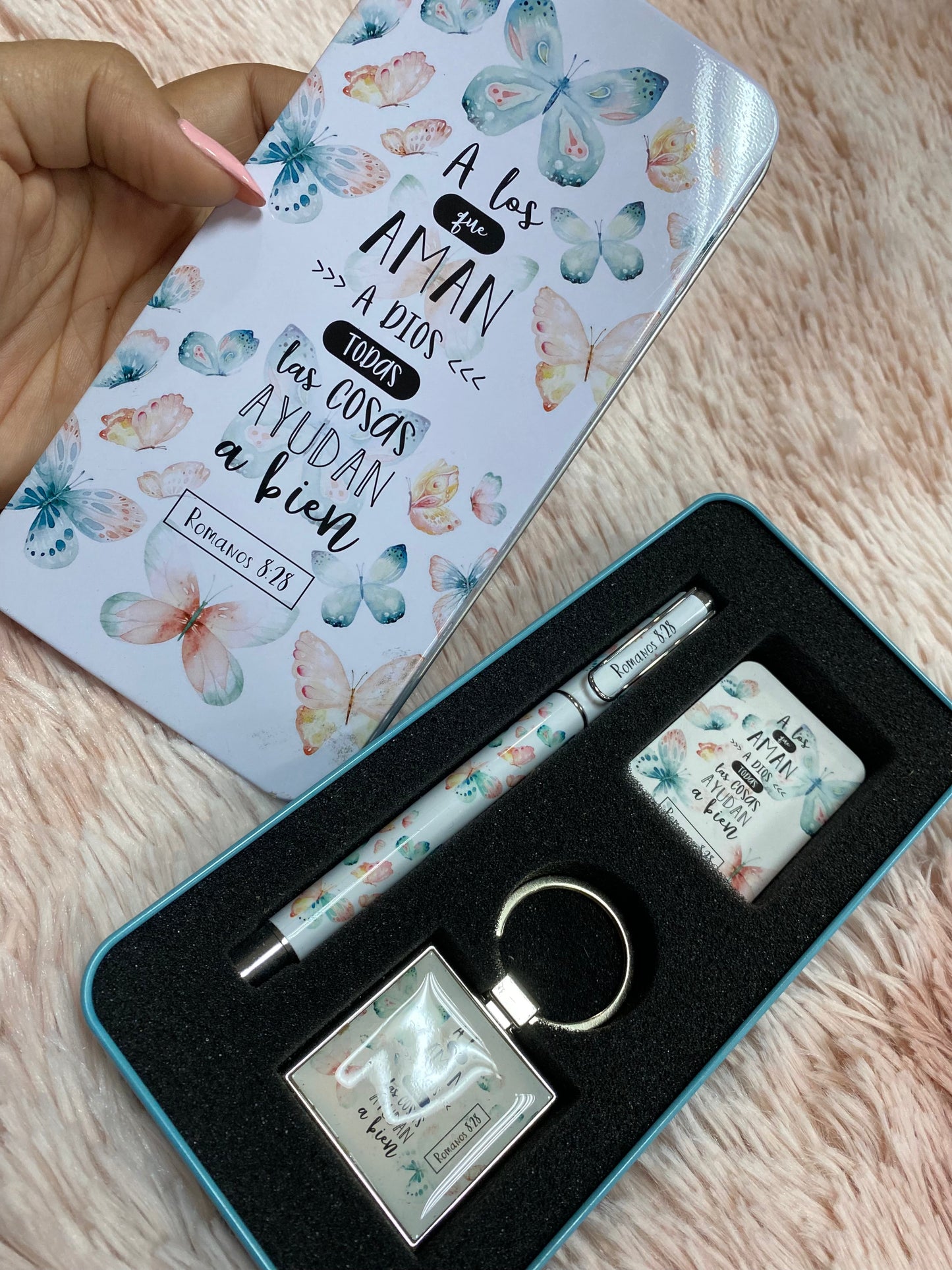 Caja de regalo bolígrafo llavero y promesa