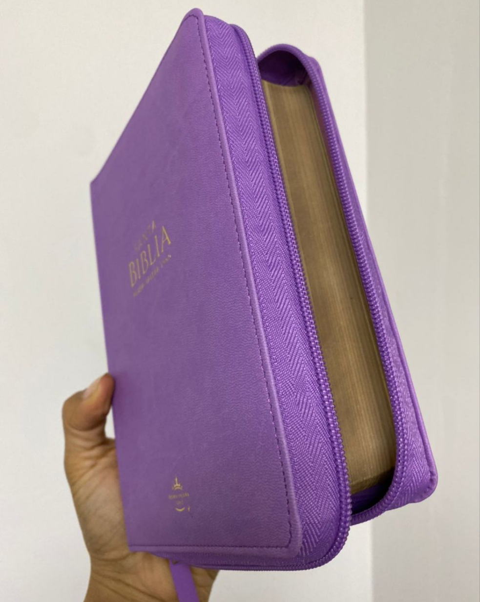 Biblia letra grande 11 puntos con canto dorado y cierre versión RV60 con concordancia