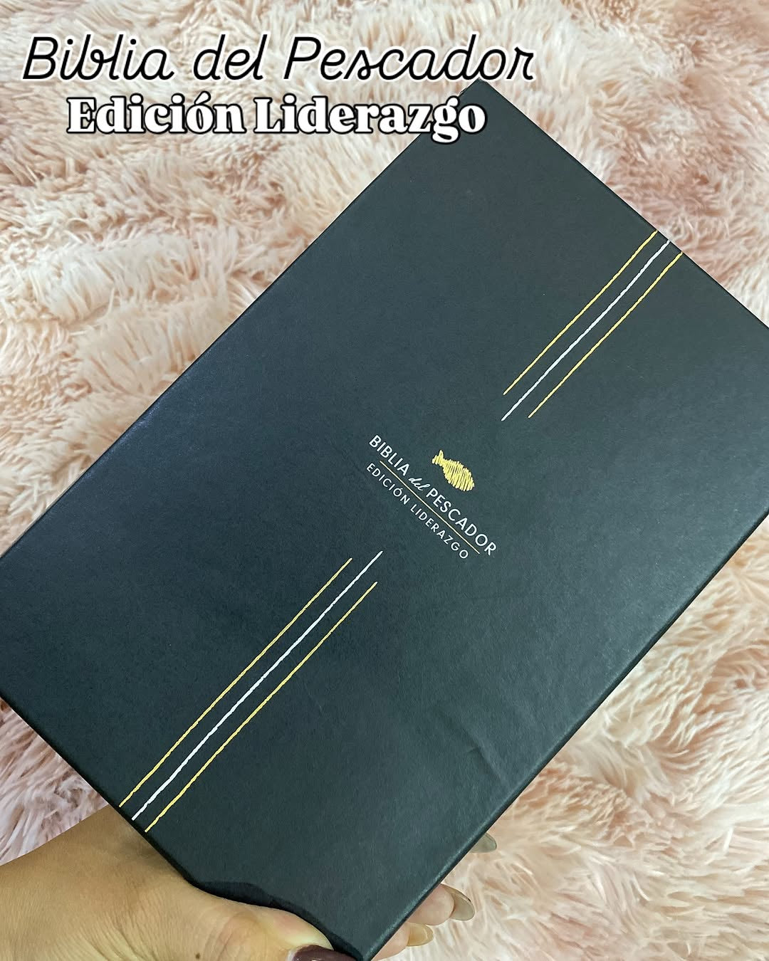 Biblia del pescador edición liderazgo símil piel color negro canto dorado versión RV1960