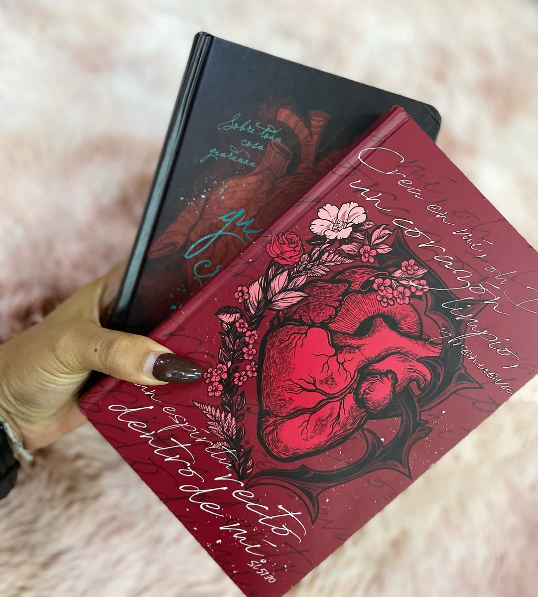 Biblia tapa dura de corazón letra grande 10 puntos versión RV1960 con concordancia