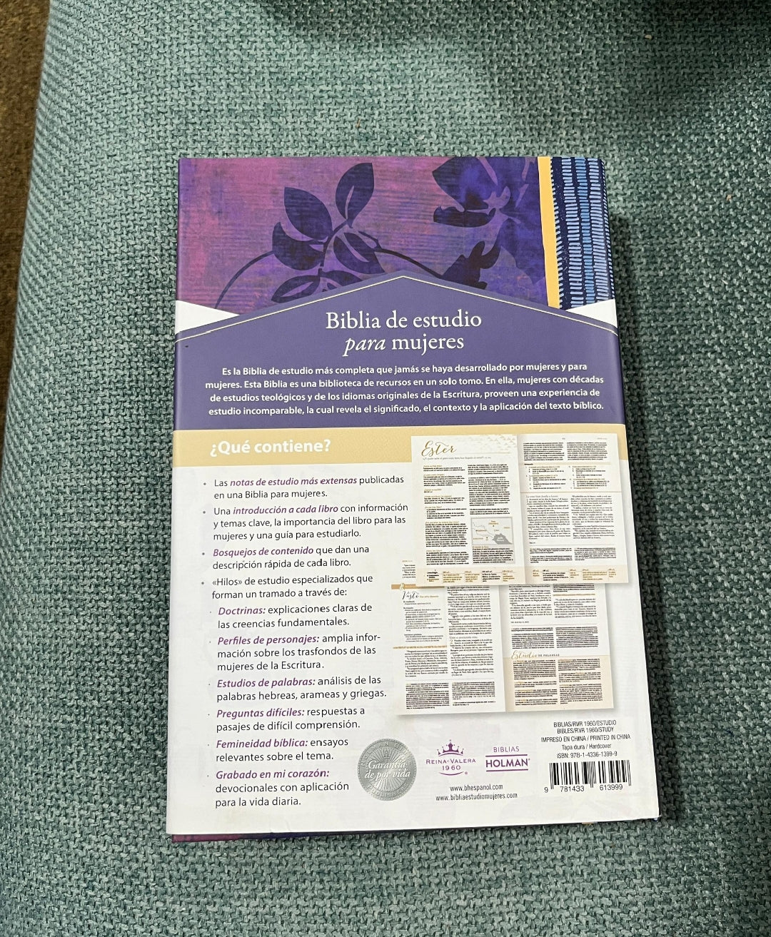 Biblia de estudio para mujeres en tapa dura versión RV1960 letra mediana