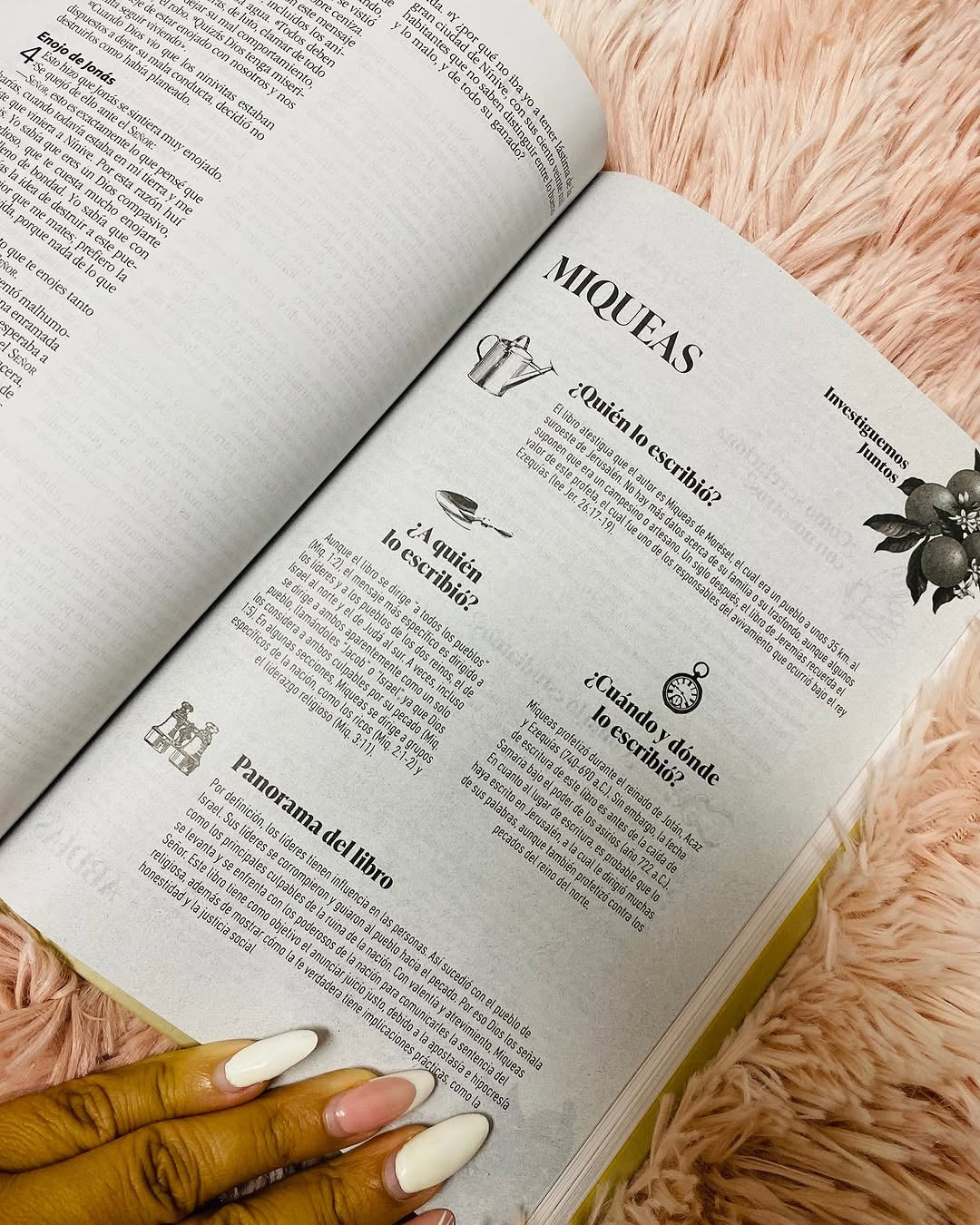 Biblia devocional matrimonial símil piel en letra mediana versión NBV