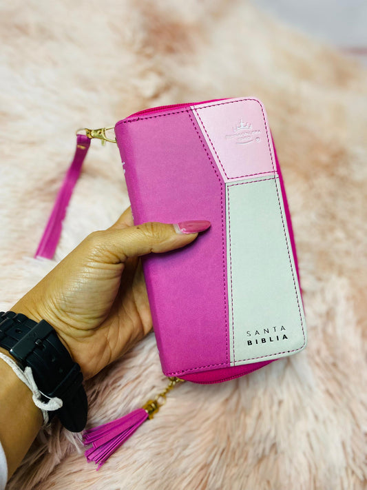 Biblia tipo chequera letra mediana 8,5 puntos con cierre e índice versión RV60 con concordancia