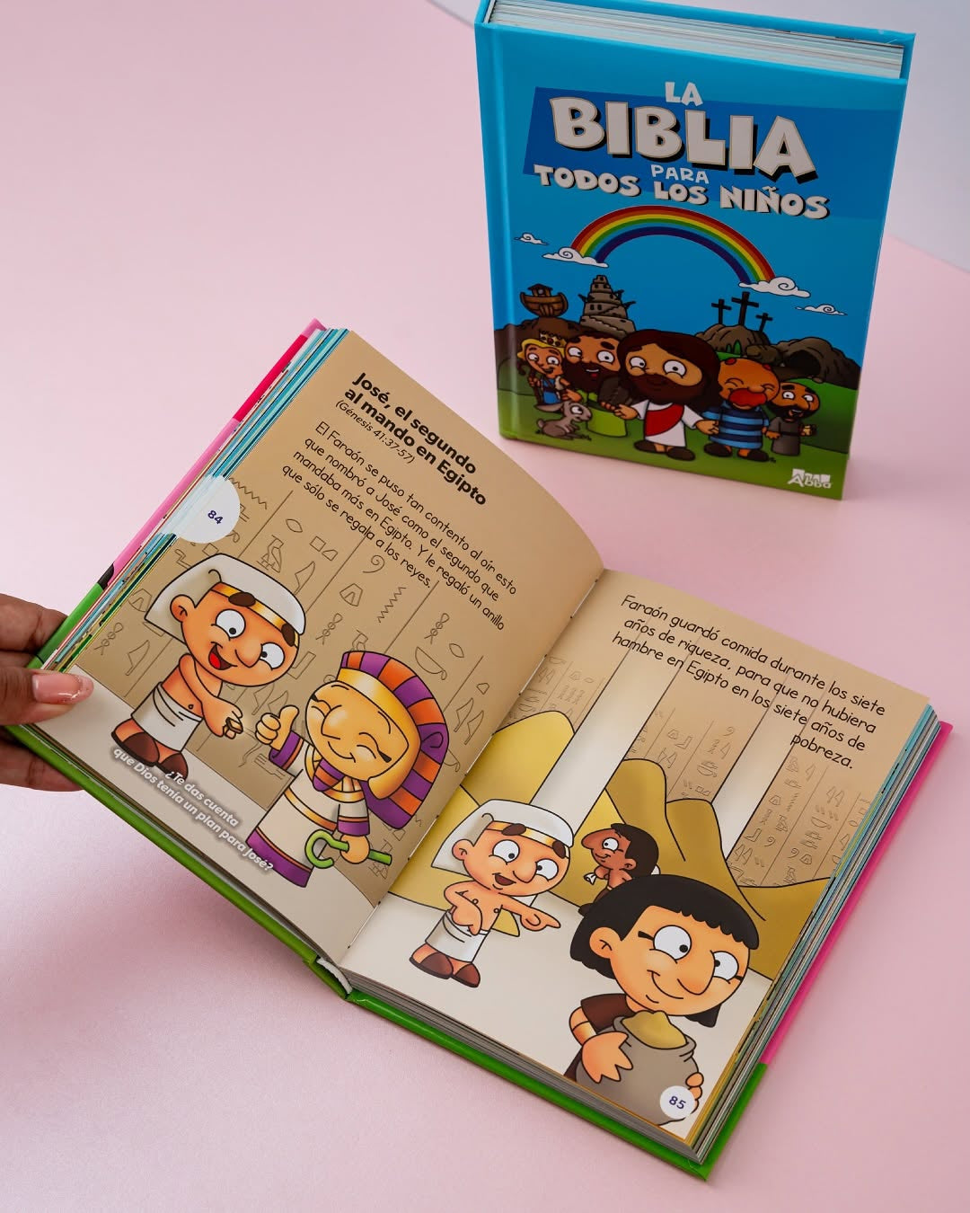 Biblia para todos los niños ilustrada azul y rosada