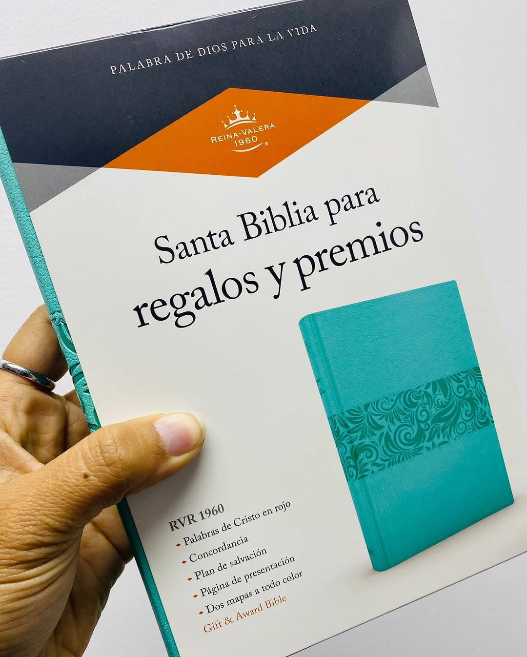 Biblia de regalos y premios símil piel color turquesa letra mediana versión RV60
