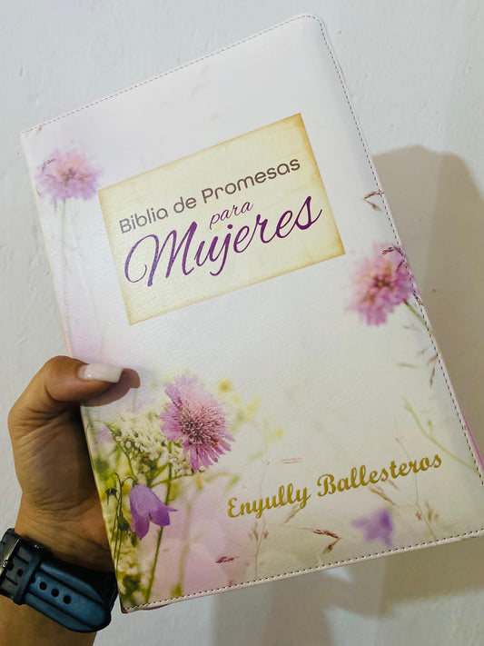 Biblia letra gigante de promesas para mujeres versión RV1960 con cierre y concordancia